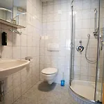 Muehlrad Apartment *